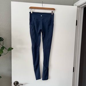 Lululemon, size 6, like new condition. Color blueish.